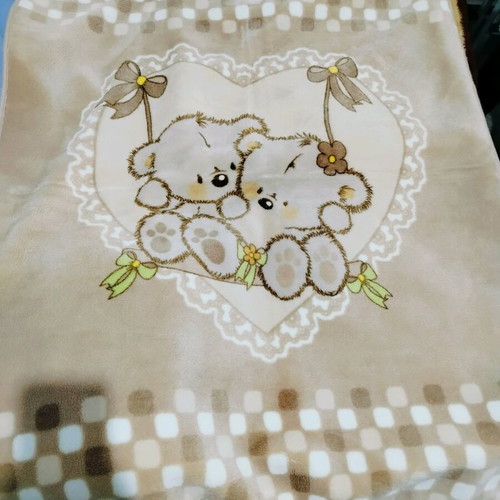 Baby blankets like new, pack of 30 for infants and babies