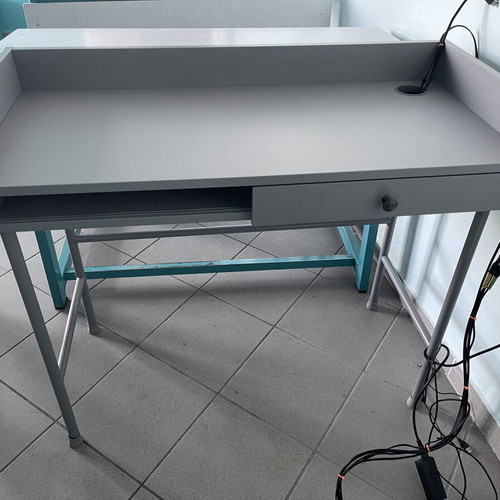 Desk with metal legs and wooden surface like new