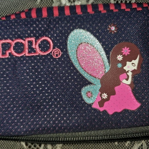 Polo pencil case used with paints and many compartments