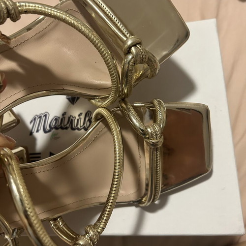 Mairiboo for Envie gold sandals size 37 like new