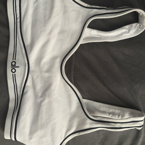 Alo sports bra like new, size S, black and white