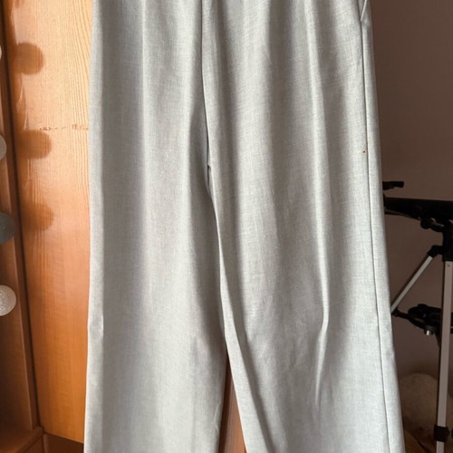 Stradivarius women's pants like new, gray, size M
