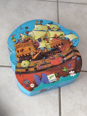 Djeco Pirates children's puzzle like new