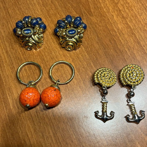 Vintage women's earrings like new, 3 sets