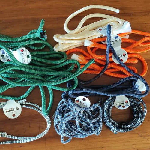Craft cords like new, over 10 meters, two thicknesses