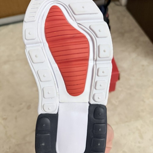 Nike Airmax 270 kids shoes size 27.5, new