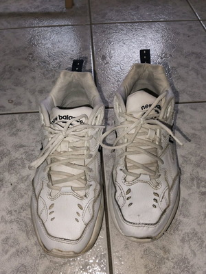 New Balance athletic shoes size 40 like new, white