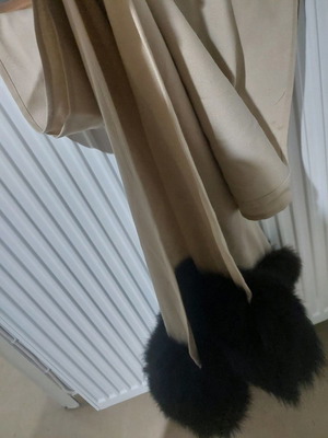 Scarf with natural fur new, beige