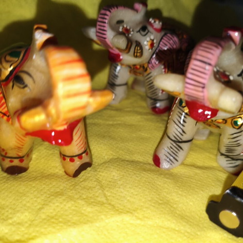 Set of 3 Handmade Marble Elephant Figurines New