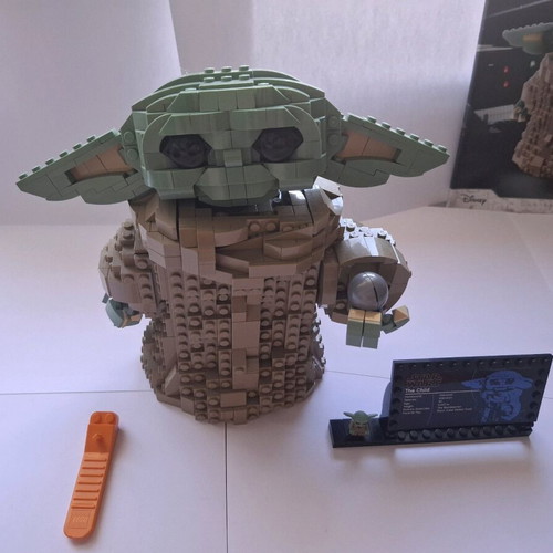 Lego The Child like new with instructions and movable parts