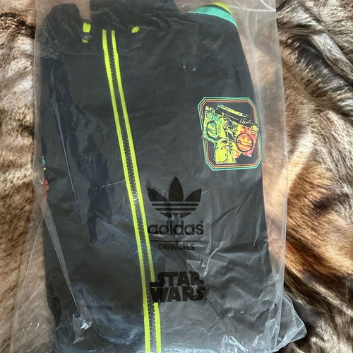 Adidas Star Wars hoodie new, size XL