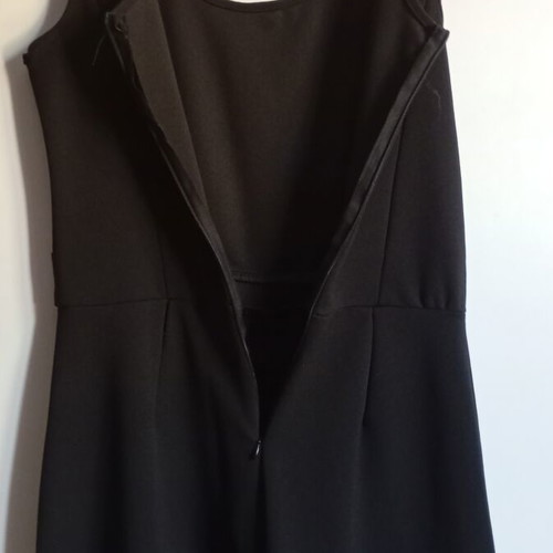 Elastic black jumpsuit crop, like new, size M