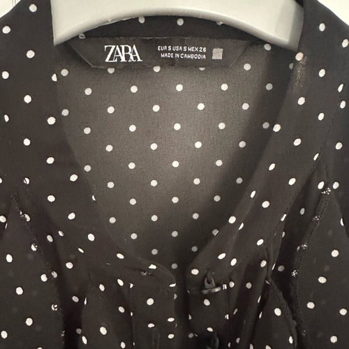 Zara polka dot shirt with ruffles like new