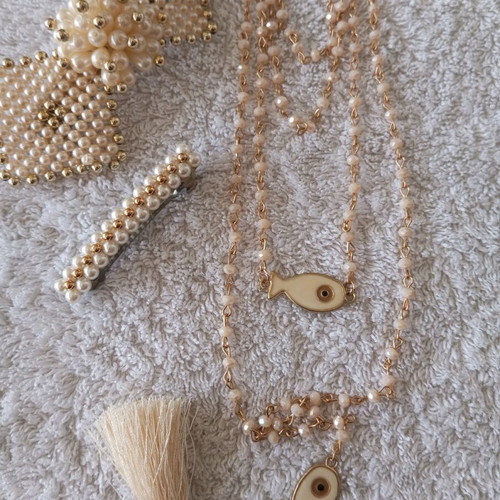 Handmade necklace and two hair clippers new, white and gold