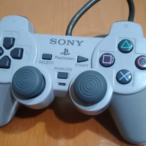 PS1 DualShock gamepad