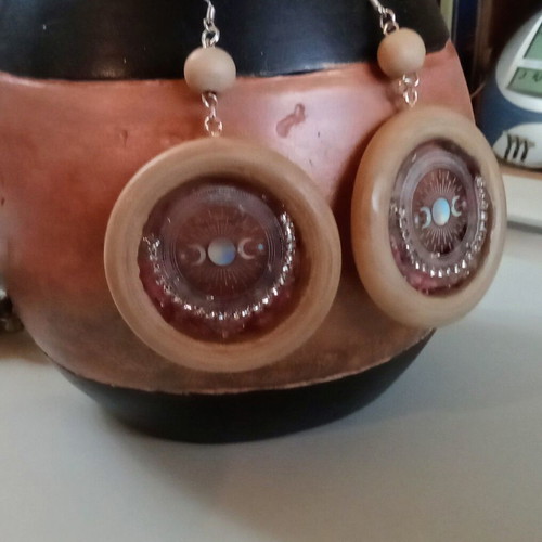 Handmade beige hoop earrings new with wooden elements and crystals