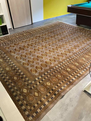 Килим Бухара употребяван, голям 3.70м x 2.70м измит