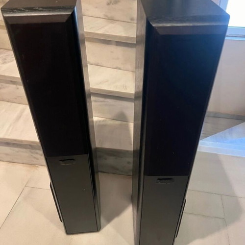 Eltax Hollywood MKIII black speakers like new, floor-standing pair with woofer