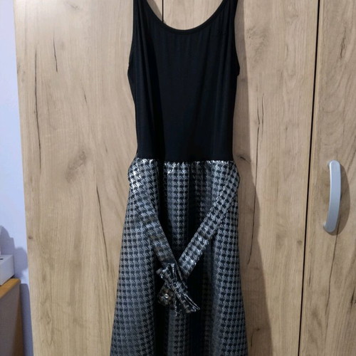 Killah festive dress like new, black and silver, size L
