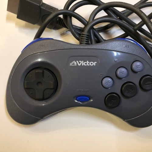 Victor Saturn RG-JX2 Console like new with 2 joysticks and 3 games