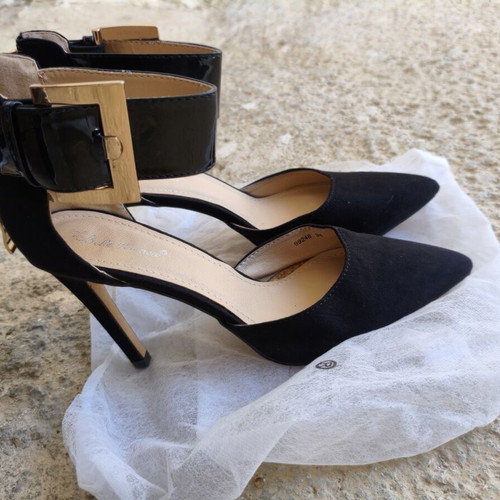 Belle Women Black D'Orsay Pumps Size 38 like new