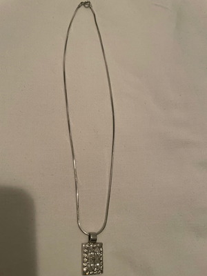 Silver necklace excellent condition 100% silver