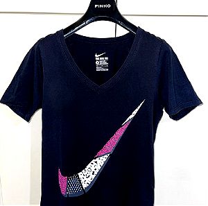 Women’s Nike T-shirt M