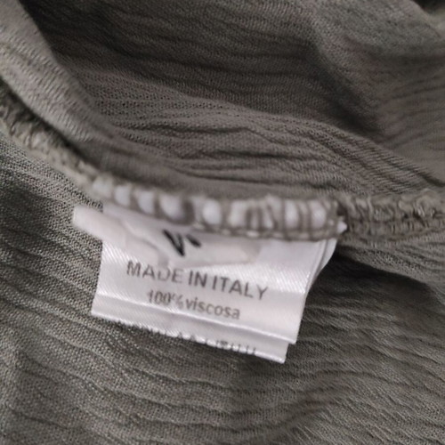 Please women's Italian blouse size M like new, green