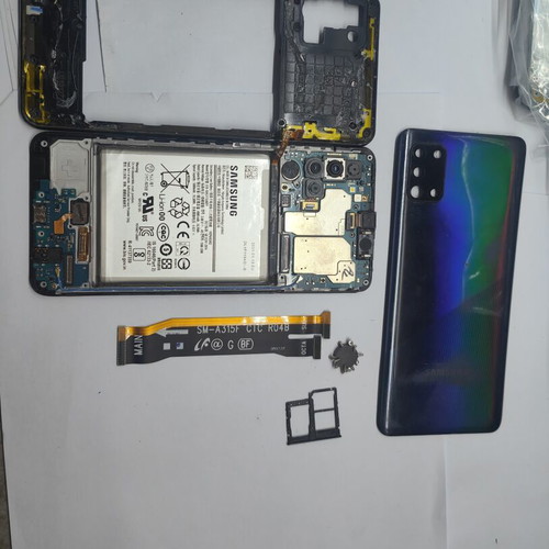 Samsung Galaxy A31 Prism Crush Black 64GB used for parts