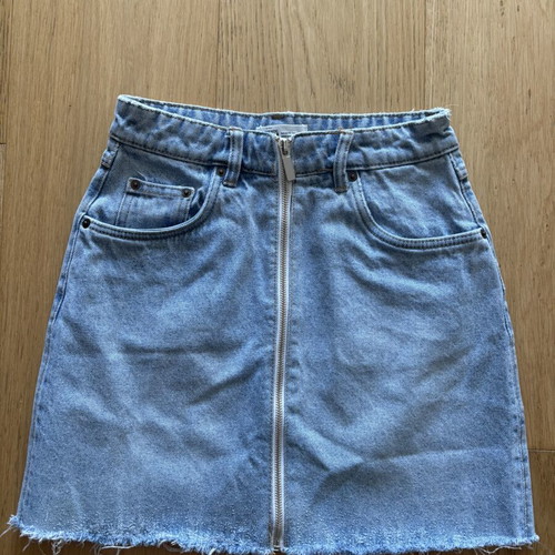 Denim skirt Zara size XS like new, length 39cm, blue