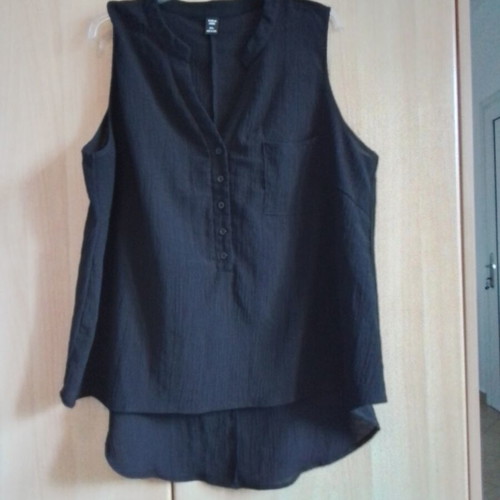 Shein women's black asymmetrical shirt, size XXXL