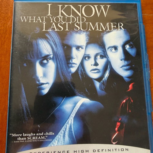 I Know What You Did Last Summer Blu-ray used with English subtitles