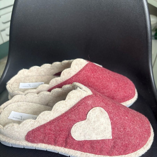 Lazar & Luca felt slipper new, size 38, beige pink