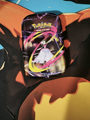 Pokémon tin σαν καινούργιο, άδειο