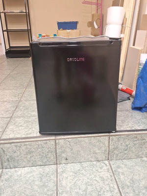 Davoline Mini Bar 41lt Μαύρο σε άριστη κατάσταση