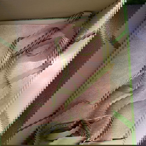 Gucci Messenger Bag with receipt