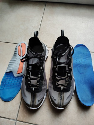 Nike React Element 87 Anthracite Black sneakers like new, size 42.5