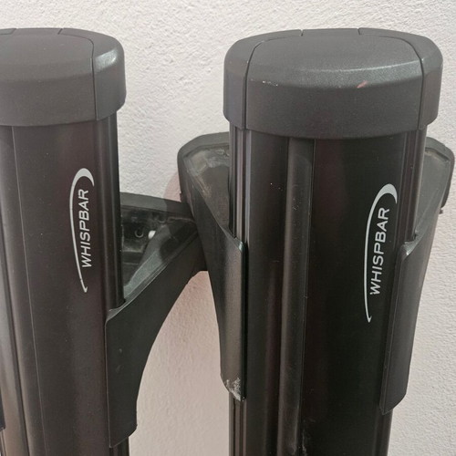 Flush Whispbar Yakima Roof Bars Black 1.24m Like New