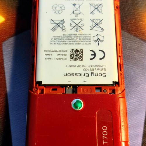 Sony Ericsson T700 phone used for spare parts
