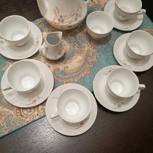 Vintage retro porcelain tea set like new, made in Bulgaria