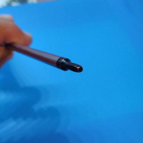 Square screwdriver R2x120 like new