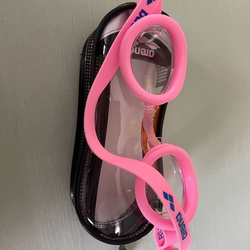 Arena kids swimming goggles like new