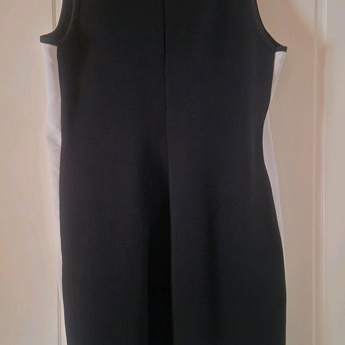 Anel dress black with white detail new, size M