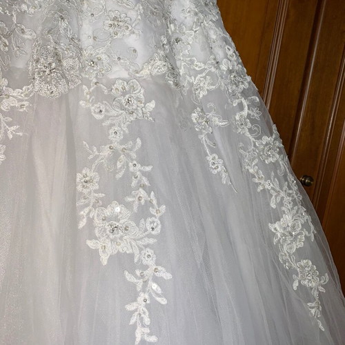 Venetti Sophia Tolli wedding dress white like new, lace and tulle, size S
