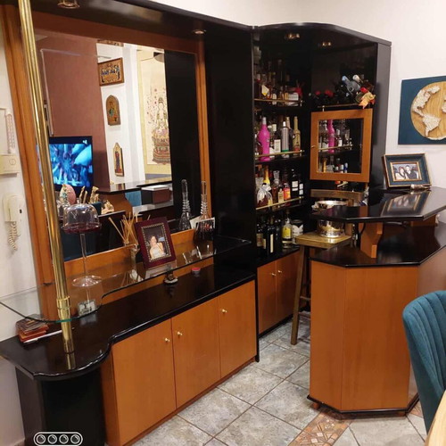 Bar unit used with cracked side mirror
