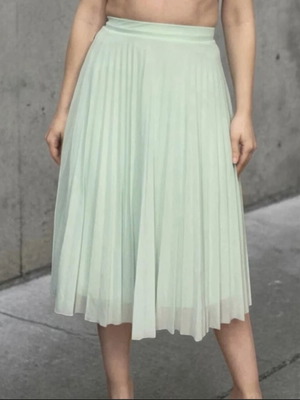 Pleated skirt new, turquoise, below knee, Bershka