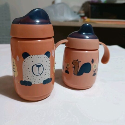 Tommee Tippee cups and silicone bib new
