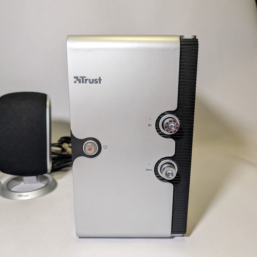 Trust SP-3200 2.1 computer speakers used