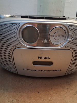 Philips AZ1022 преносимо радио и касетофон употребяван