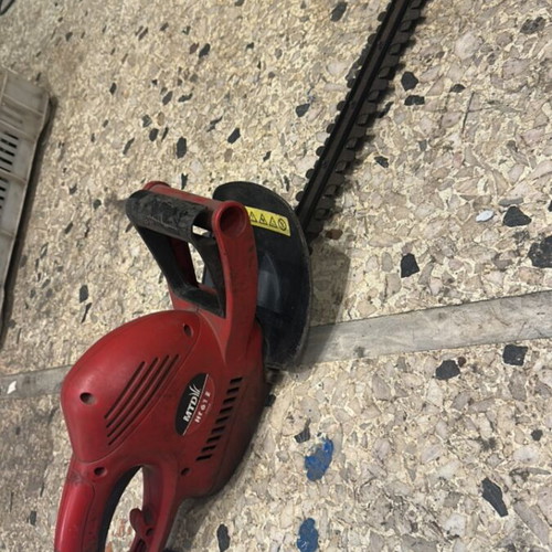 MTD HT 51 E electric hedge trimmer used, 500W, 51cm blade
